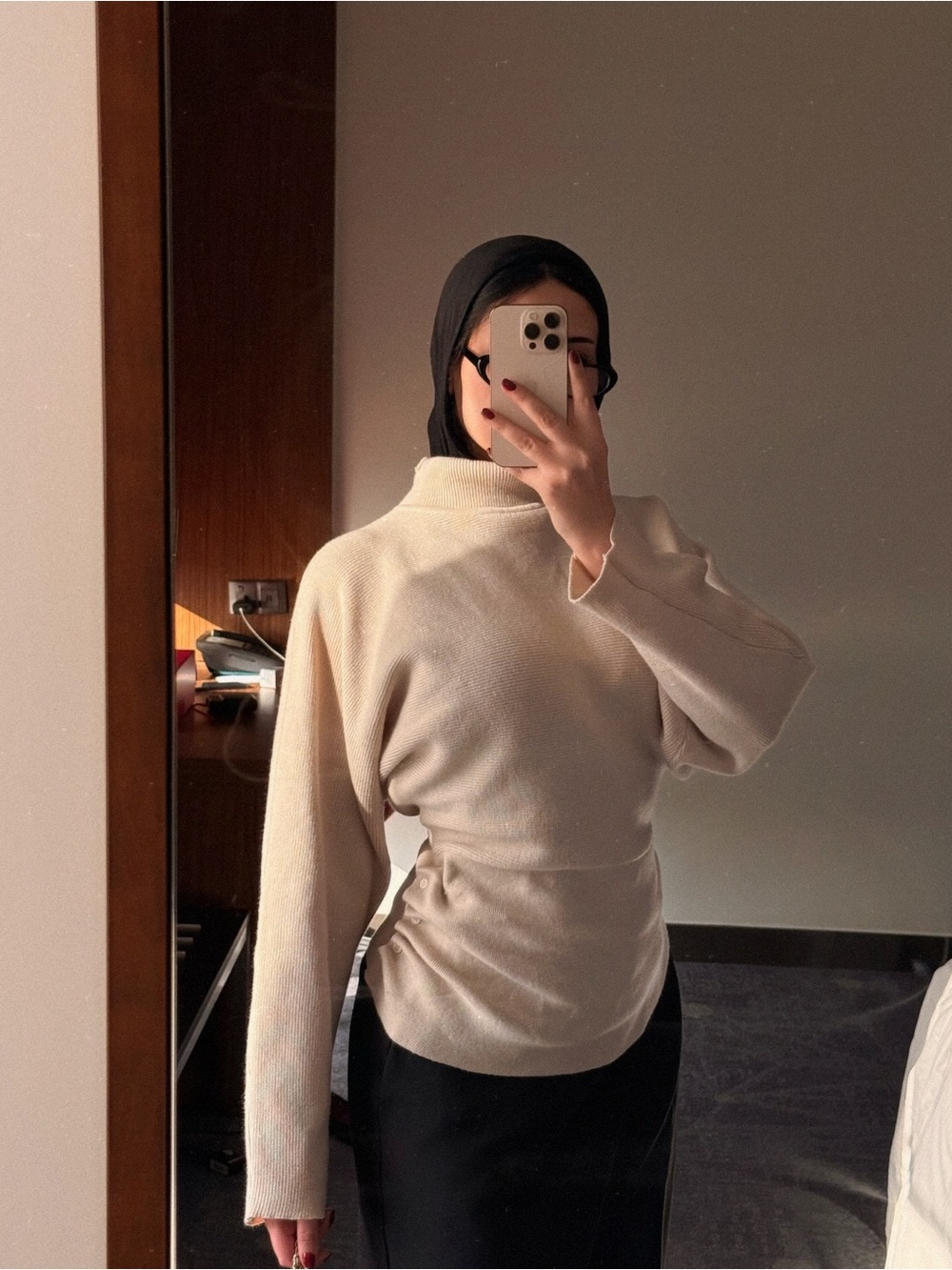 Cider Cream Turtleneck Sweater for Women zz1-05